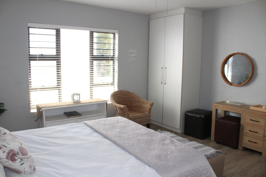 5 Bedroom Property for Sale in Canals Eastern Cape